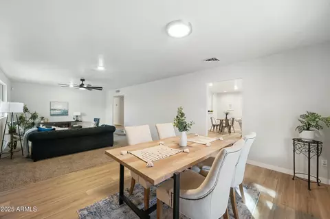 Dining - 1825 W Seldon Way, Phoenix, AZ 85021 photo 1 of 1