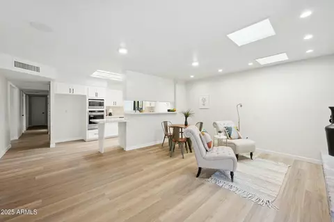 Living - 1825 W Seldon Way, Phoenix, AZ 85021 photo 3 of 3