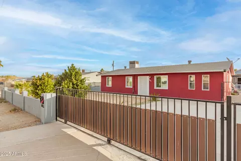 8055 S 7th St, Phoenix, AZ 85042