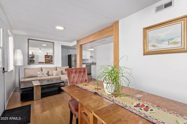 View of Glendale, AZ Condos & Townhouses For Sale - Movoto