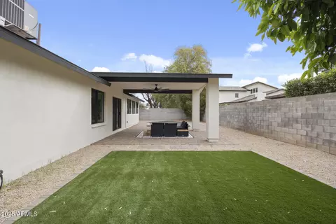 Exterior - 4059 E Cholla St, Phoenix, AZ 85028 photo 7 of 11