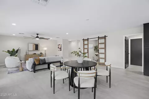 Dining - 4059 E Cholla St, Phoenix, AZ 85028 photo 5 of 7