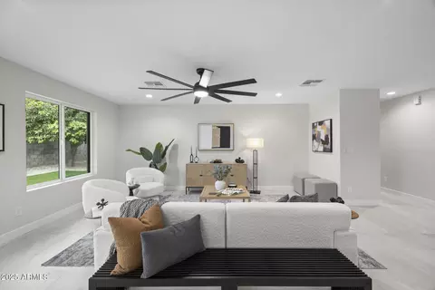 Living - 4059 E Cholla St, Phoenix, AZ 85028 photo 3 of 3