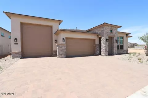 6818 N 190th Ave, Waddell, AZ 85355