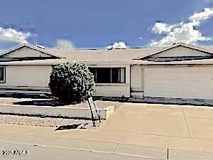17407 N Country Club Dr, Sun City, AZ 85373