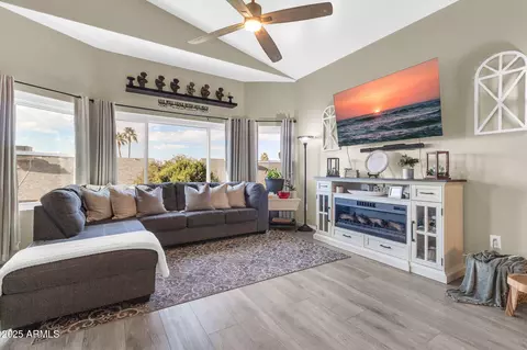 Living - 906 N Swan Dr, Gilbert, AZ 85234 photo 2 of 3