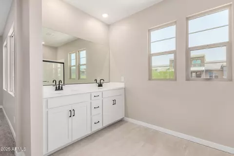 Bath - 9358 E Sequence Ave, Mesa, AZ 85212 photo 2 of 3