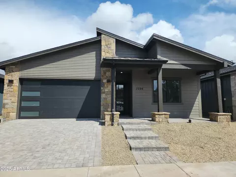 3286 W Lyra Way, Flagstaff, AZ 86001