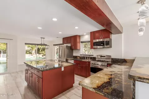 3210 E Brookwood Ct, Phoenix, AZ 85048 photo 10