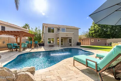 3210 E Brookwood Ct, Phoenix, AZ 85048