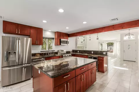 3210 E Brookwood Ct, Phoenix, AZ 85048 photo 12