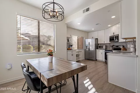 15380 N 100th St #1096, Scottsdale, AZ 85260