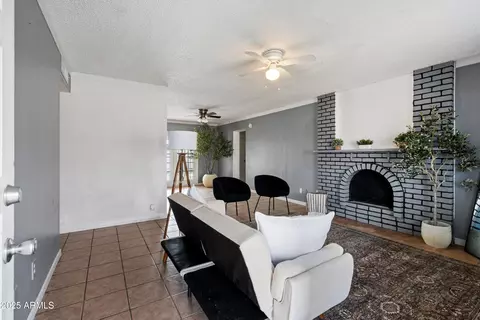 6015 W Whitton Ave, Phoenix, AZ 85033 photo 5