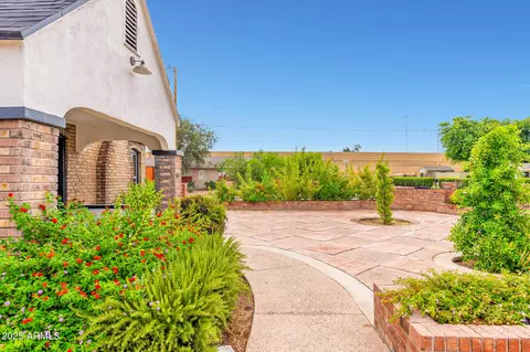 Exterior - 1696 E Amelia Ave, Phoenix, AZ 85016 photo 5 of 5