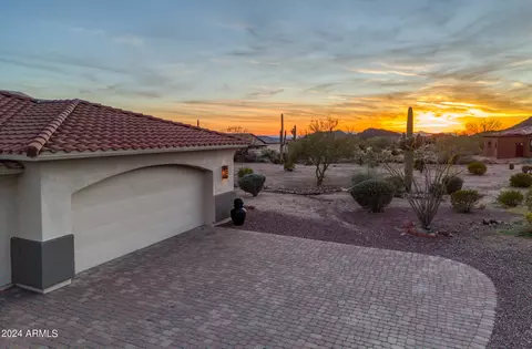 Exterior - 2728 N Meridian Rd, Apache Junction, AZ 85120 photo 26 of 27
