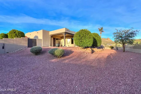 Exterior - 2728 N Meridian Rd, Apache Junction, AZ 85120 photo 7 of 27