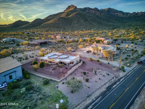 View/Area - 2728 N Meridian Rd, Apache Junction, AZ 85120 photo 2 of 7
