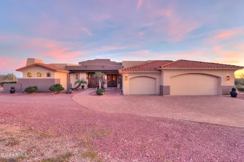 Exterior - 2728 N Meridian Rd, Apache Junction, AZ 85120 photo 20 of 27
