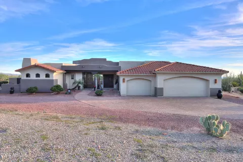 Exterior - 2728 N Meridian Rd, Apache Junction, AZ 85120 photo 4 of 27