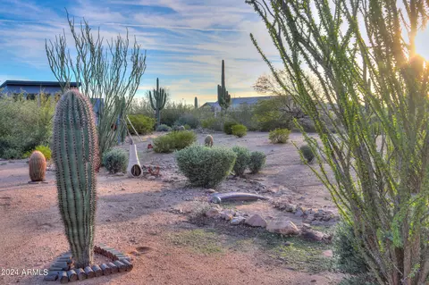 Exterior - 2728 N Meridian Rd, Apache Junction, AZ 85120 photo 13 of 27