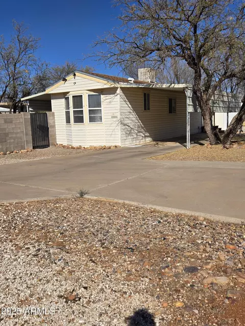 4867 E Bevers St, Sierra Vista, AZ 85650