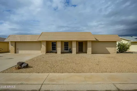 16210 N Desert Holly Dr, Sun City, AZ 85351