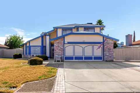 6921 W Columbine Dr, Peoria, AZ 85381