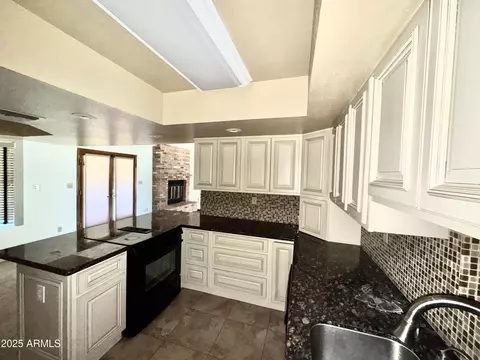 3850 Equestrian Trl, Phoenix, AZ 85044 photo 9