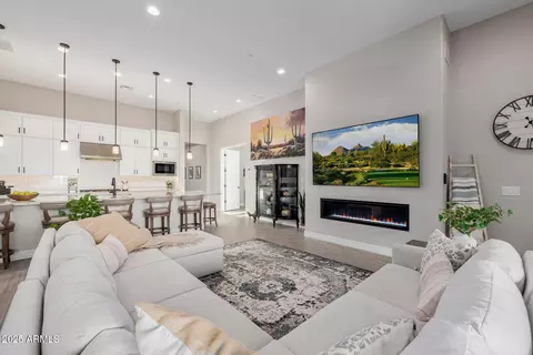 38500 N School House Rd #20, Cave Creek, AZ 85331