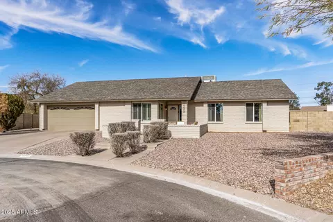 4542 W Villa Theresa Dr, Glendale, AZ 85308