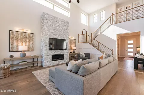 23071 N 98th Dr, Peoria, AZ 85383