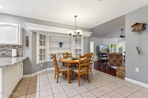 500 Encinas Ave, Gilbert, AZ 85234 photo 8