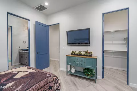 10 E Old Paint Trl, Phoenix, AZ 85086 photo 24
