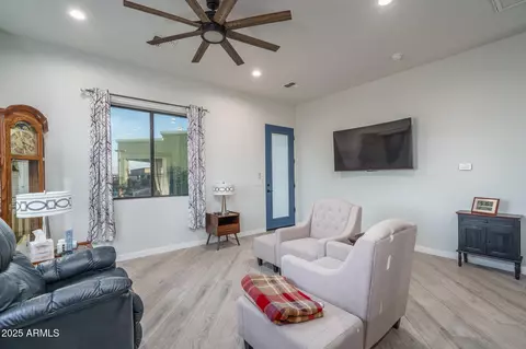 10 E Old Paint Trl, Phoenix, AZ 85086 photo 31