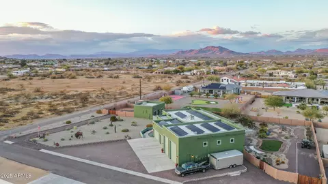 10 E Old Paint Trl, Phoenix, AZ 85086 photo 5