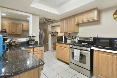 4305 Earll Dr, Phoenix, AZ 85018 photo 5