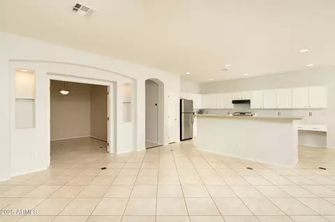 1523 E Constance Way, Phoenix, AZ 85042 photo 5