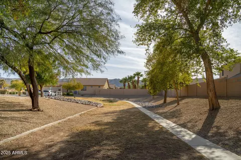 1523 E Constance Way, Phoenix, AZ 85042 photo 31