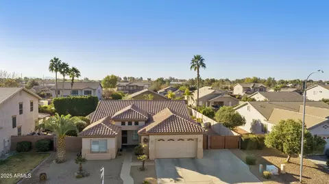 1893 E San Carlos Pl, Chandler, AZ 85249