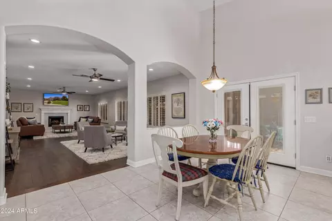 302 S Laguna Dr, Gilbert, AZ 85233 photo 26