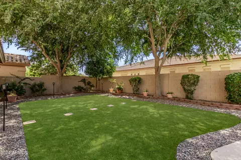 302 S Laguna Dr, Gilbert, AZ 85233 photo 49