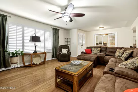 4762 E Pawnee Cir, Phoenix, AZ 85044 photo 10