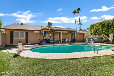 4762 E Pawnee Cir, Phoenix, AZ 85044