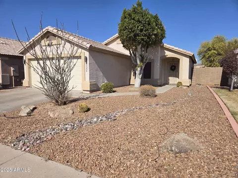 3560 W Tina Ln, Glendale, AZ 85310
