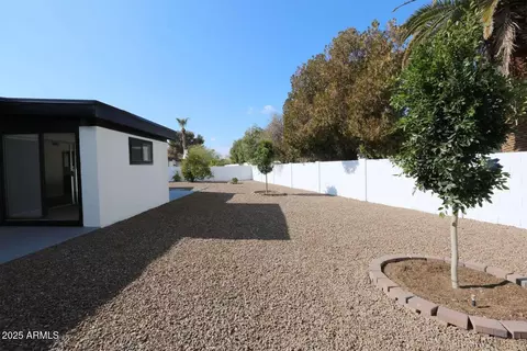 634 E Calavar Rd, Phoenix, AZ 85022 photo 36