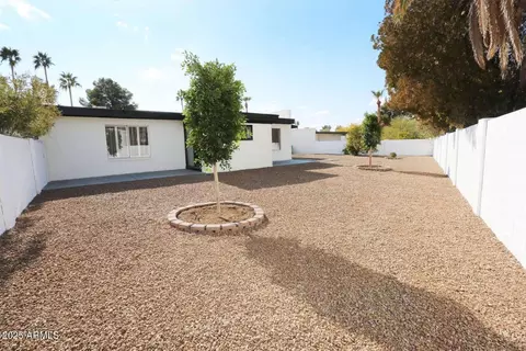 634 E Calavar Rd, Phoenix, AZ 85022 photo 35