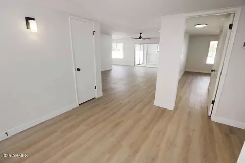 634 E Calavar Rd, Phoenix, AZ 85022 photo 4