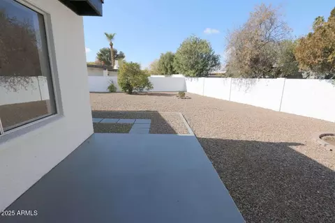 634 E Calavar Rd, Phoenix, AZ 85022 photo 29