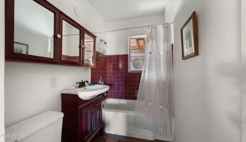 2533 E Cheery Lynn Rd, Phoenix, AZ 85016 photo 9