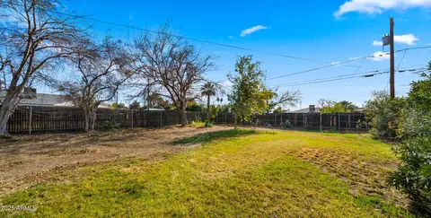 2533 E Cheery Lynn Rd, Phoenix, AZ 85016 photo 12
